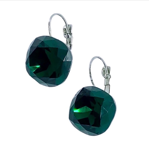 Green Austrian Crystal Lever Back Earrings - Picture 5 of 8